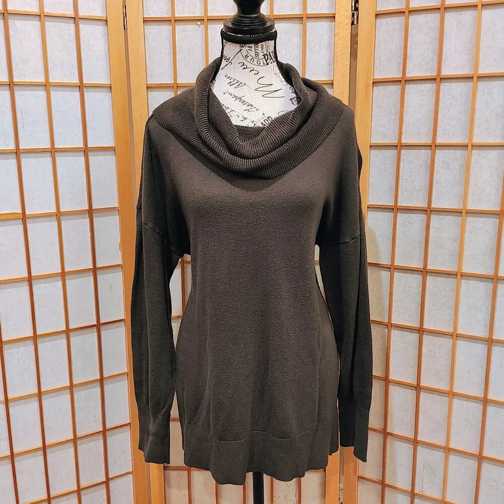 Premise Cowl Neck Sweater Blouse, Size XL, Used